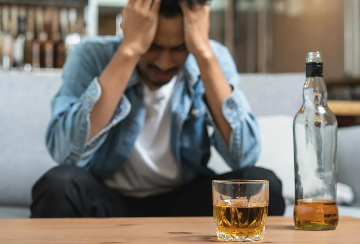 Почему после алкогольных напитков испытывается страх